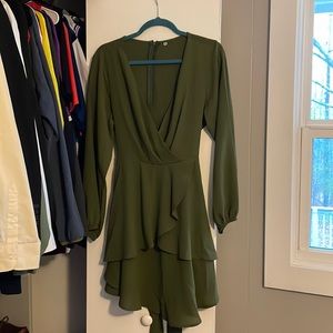 Green long sleeve dress
